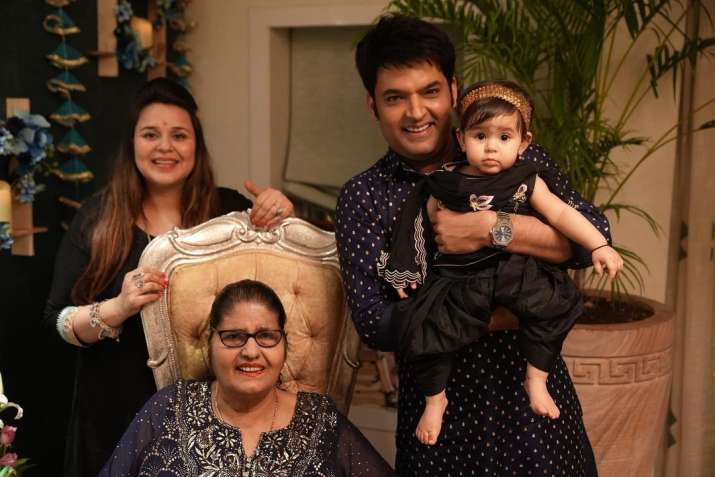 India Tv - Kapil Sharma and Ginni Chatratha with daughter Anayra and his mother