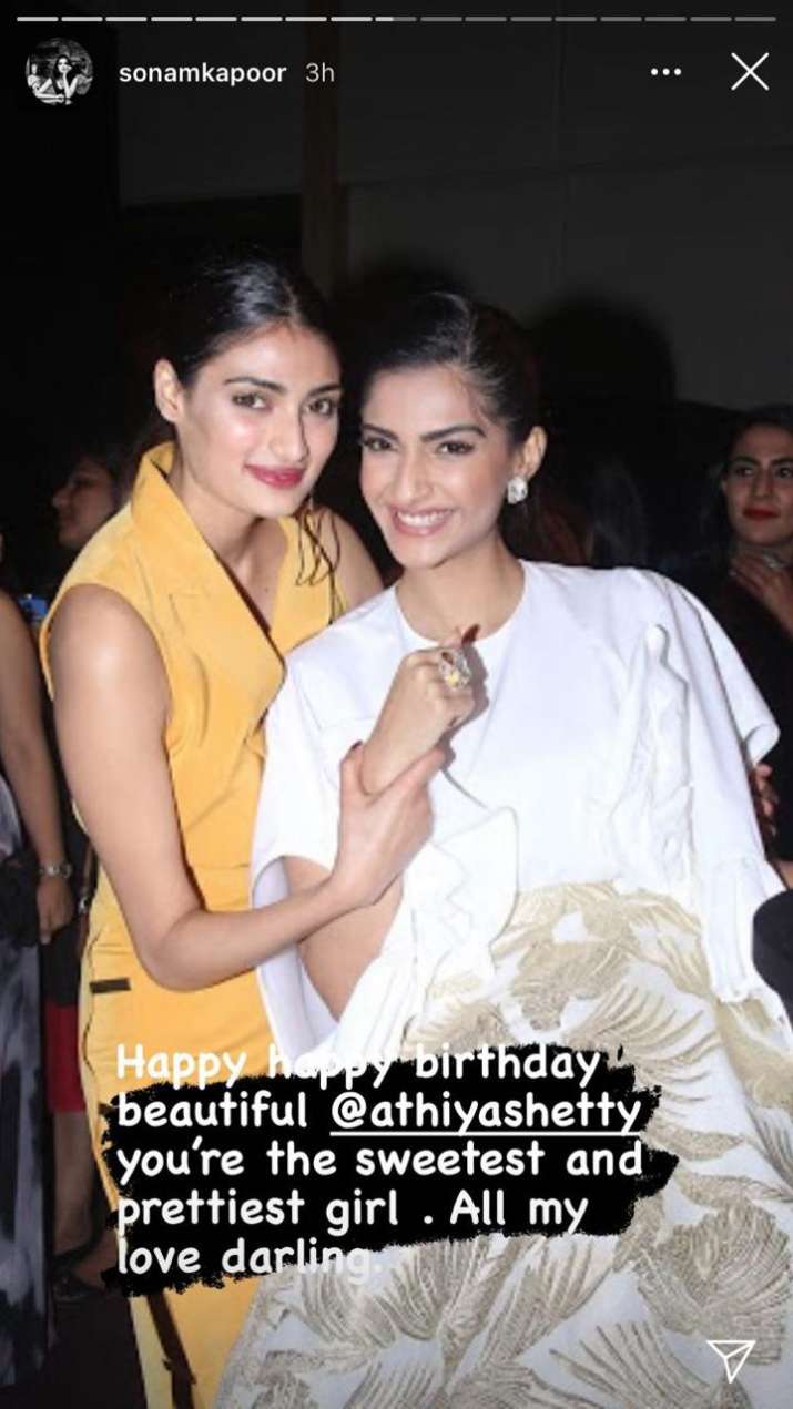 India Tv - Sonam Kapoor, Athiya Shetty 