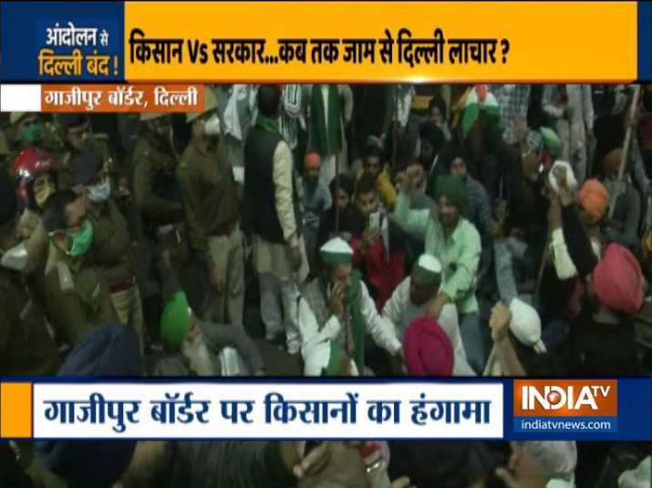 Farmers hold protest at Ghazipur border.