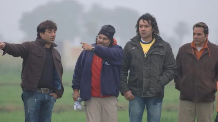 Director Anil Sharma shares throwback pic from Apne sets on Dharmendra's 85th birthday