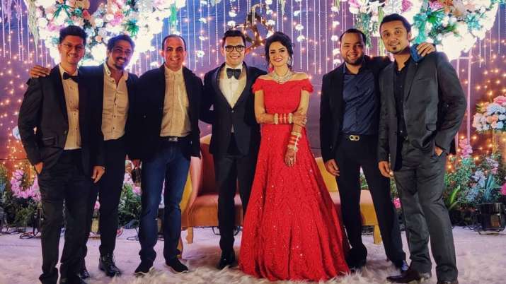 Aditya Narayan Shweta Agarwal Wedding Reception Govinda Bharti Singh And Other Bollywood Celebs Attend Celebrities News India Tv