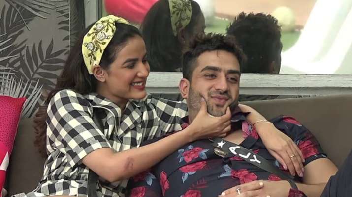 Jasmin Bhasin, Aly Goni share marriage plans
