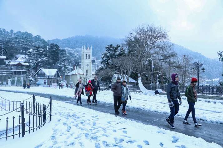 India Tv - Shimla snowfall, himachal snowfall, shimla snowfall pics, shimla snowfall pictures, shimla snowfall 