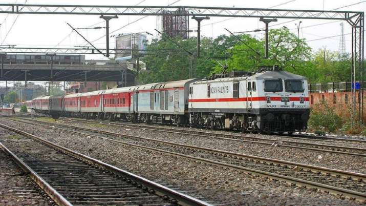 Mumbai, Delhi, Rajdhani Express train