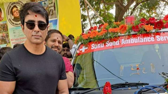 Sonu Sood on helping migrants: 'could do everything because wasn't  associated with political party' | Celebrities News – India TV
