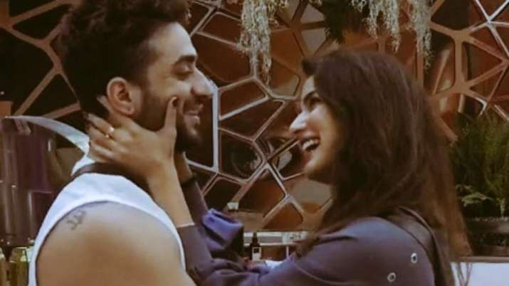 Bigg Boss 14: Aly Goni'S Sister Ilham Wants Him To Be Happy With Jasmin Bhasin