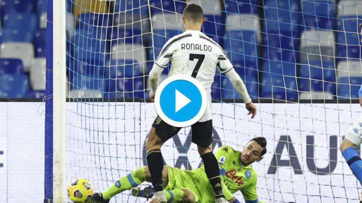 Watch Cristiano Ronaldo Fails To Score In 2nd Consecutive Game As Juventus Lose 1 0 To Napoli Football News India Tv