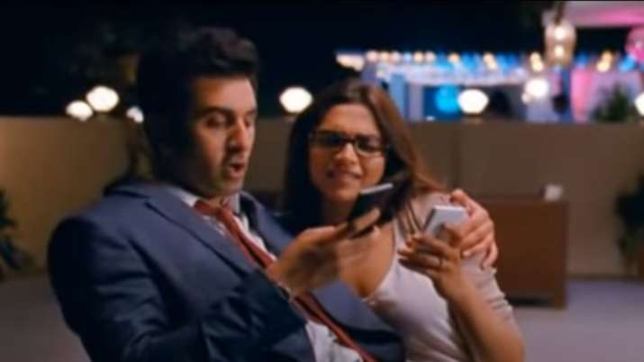 Propose Day 2021: Bollywood scenes that redefined romantic proposals ...