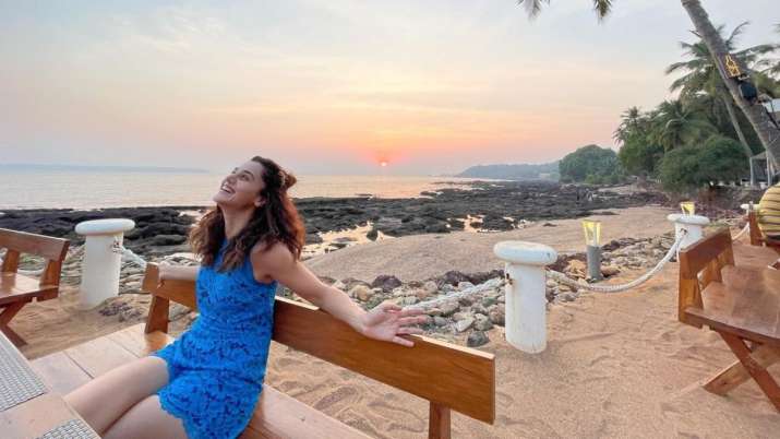 Taapsee Pannu, Looop Lapeta