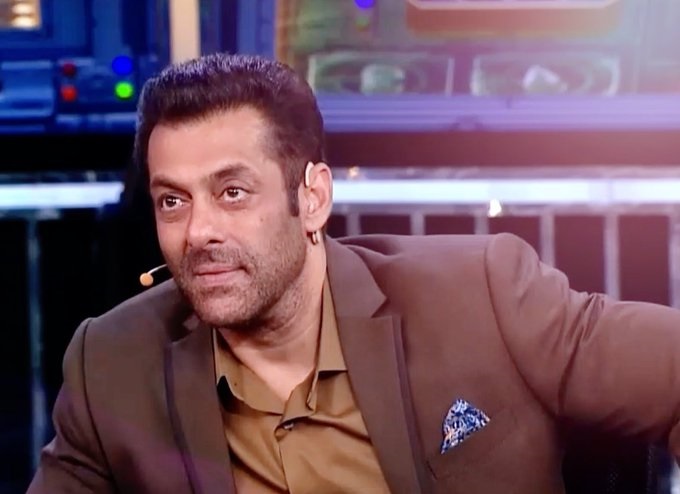 India Tv - Salman Khan's Dabangg Performance