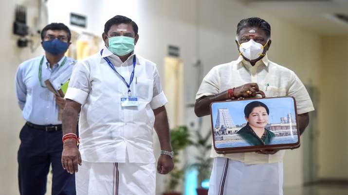 Tamil Nadu Chief Minister Edappadi K. Palaniswami (L) along