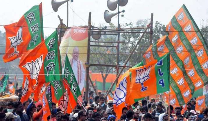ECI issues notices to Assam newspapers over BJP advertisement