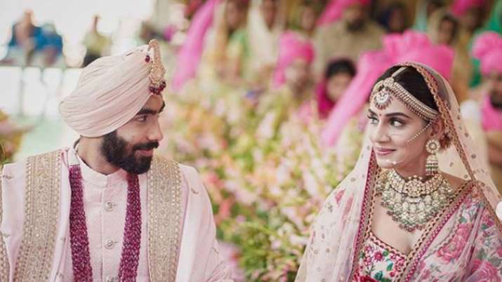 Jasprit Bumrah ties knot with Sanjana Ganesan
