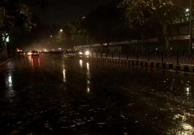 delhi climate lockdown