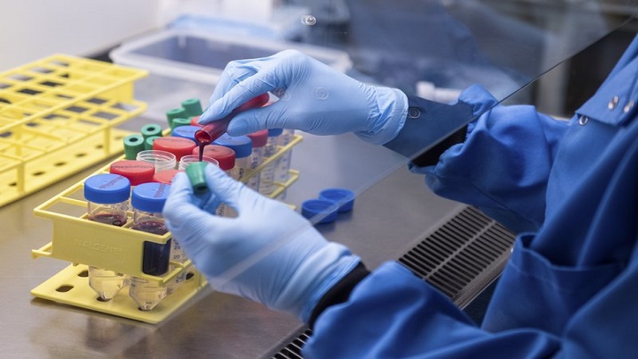 Antibody 'cocktail' found to block UK, Brazil Covid variants
