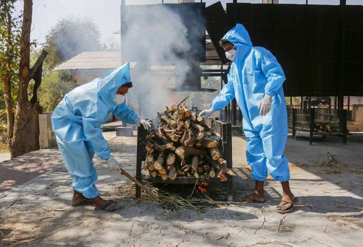 Karnataka allows cremation of Covid patients on land owned