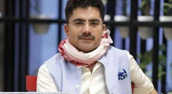 Rohit Sardana Death - B0jak5dxtabkum : Sardana was an anchor on the aaj tak news channel show 'dangal' and had been associated with zee news earlier.he used to host the show 'taal thok de' on zee news.