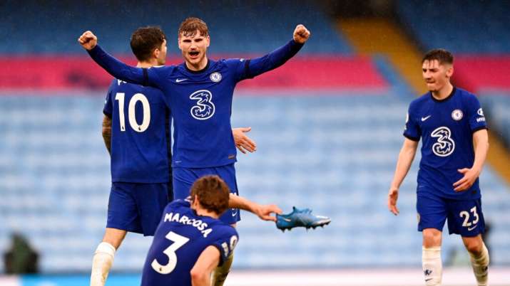 Marcos Alonso scored an extra-time winner to seal a 2-1 victory for Chelsea against Manchester City