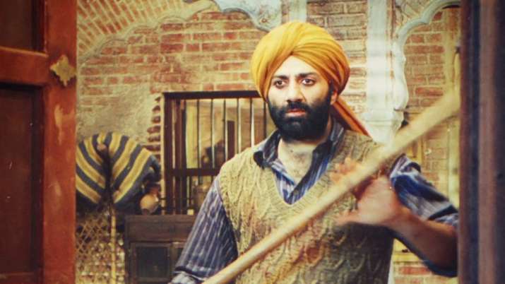 20 Years of Gadar: Sunny Deol expresses gratitude for making his film 'historic'