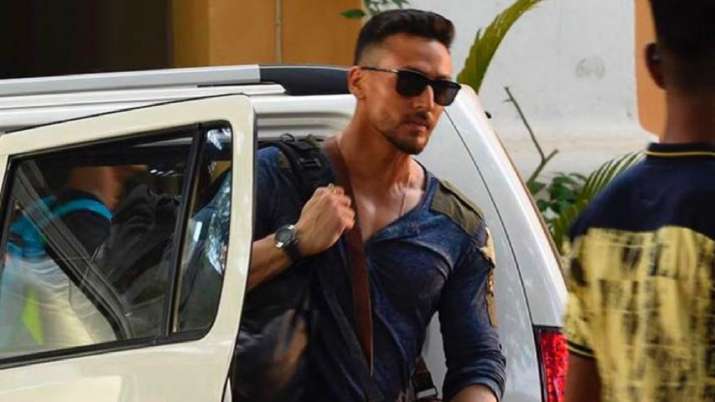 Maharashtra: FIR presentado contra Tiger Shroff por violar las normas pandémicas