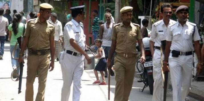 6 arrested for stripping a woman naked for having an