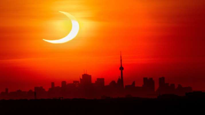 solar eclipse, solar eclipse live, solar eclipse photos,surya grahan, surya grahan 2021, surya grah