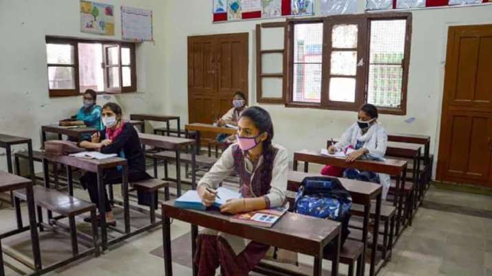 Parents, students flag concerns over CBSE, CISCE evaluation