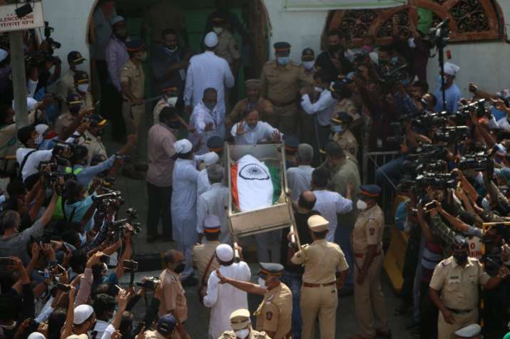 India Tv - Pictures from Dilip Kumar's burial ceremony