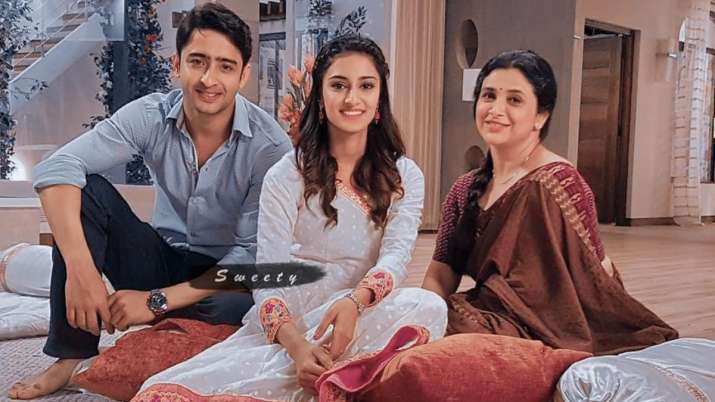 Kuch Rang Pyar Ke Aise Bhi 3: Shaheer Sheikh, Erica Fernandes &amp; others open up on new season | Tv News – India TV