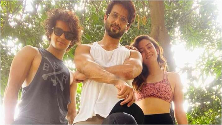 Shahid Kapoor, Ishaan Khatter, Mira Rajput