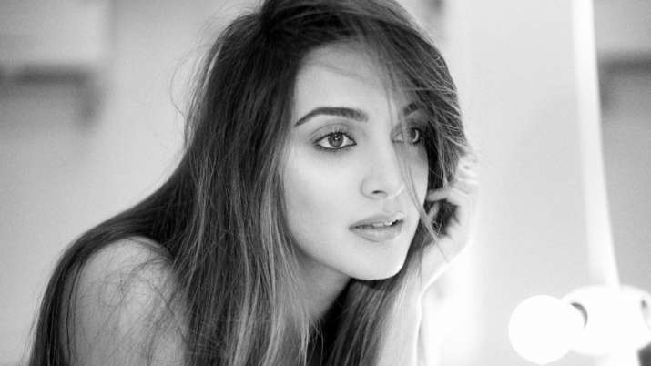 Official Preetam Kiara Advani Misses Her Bikini Bod Shares Stunning