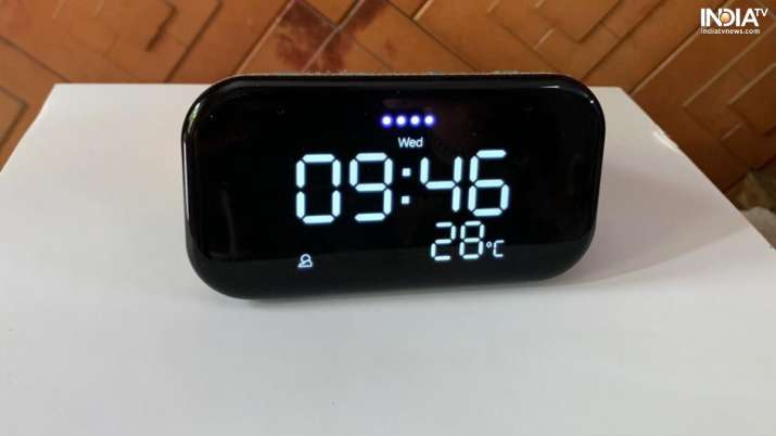 Lenovo Smart Clock Essential Review: A great bedside clock | Reviews News –  India TV