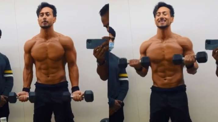 Tiger Shroff pumps it up for Heropanti 2, finds biggest cheerleader in dad Jackie Shroff; watch vide