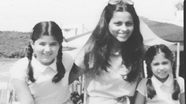 Twinkle Khanna shares childhood picture with late aunt Simple Kapadia
