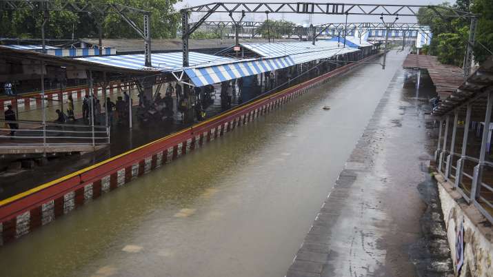 Maha rains, Floods in Maharashtra, Konkan floods, Konkan rains, Railway lines submerged