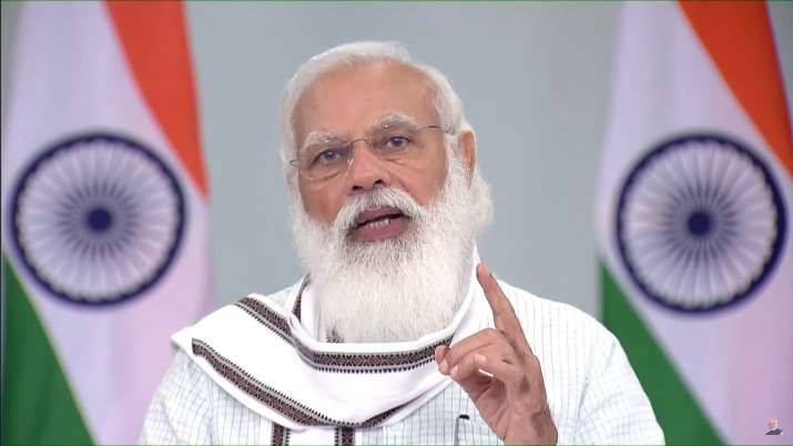 pm modi pays tribute to tilak, azad