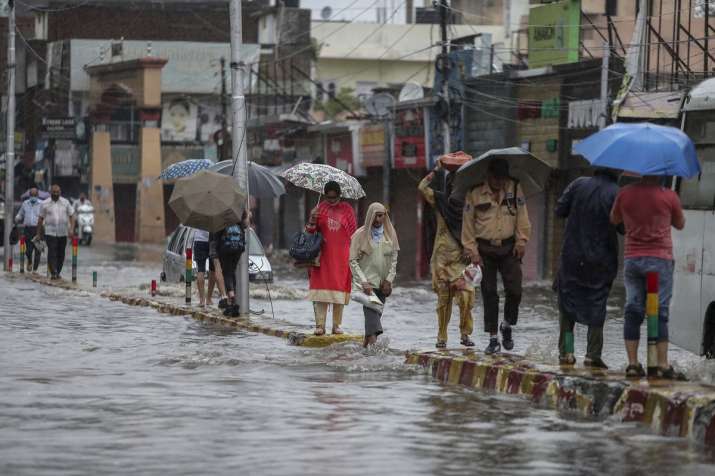 Rain Live in Mumbai: Water logging due to overnight rain,