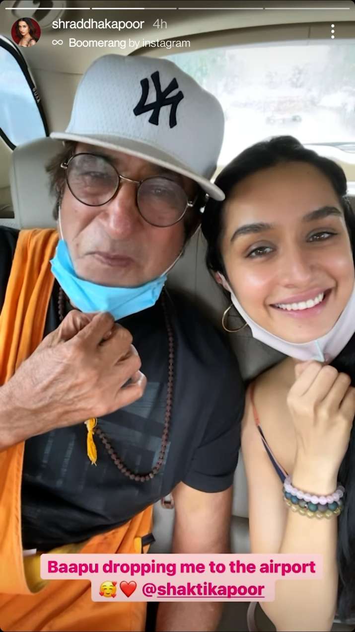 shraddha-kapoor-shakti-kapoor-1626189636.jpg