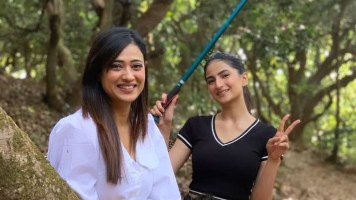 Shweta Tiwari on daughter Palak's debut: Couldn't help her much, it's sad