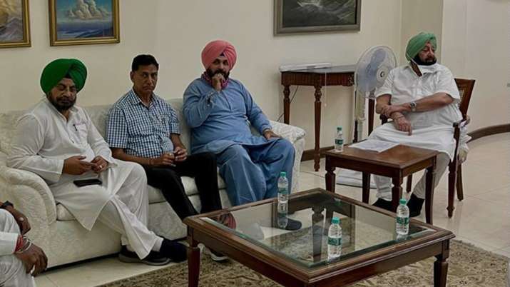sidhu amarinder meeting