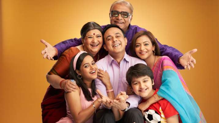 I hope Shah Rukh does a cameo in Wagle's Duniya too,' says Sumeet Raghavan aka Rajesh Wagle