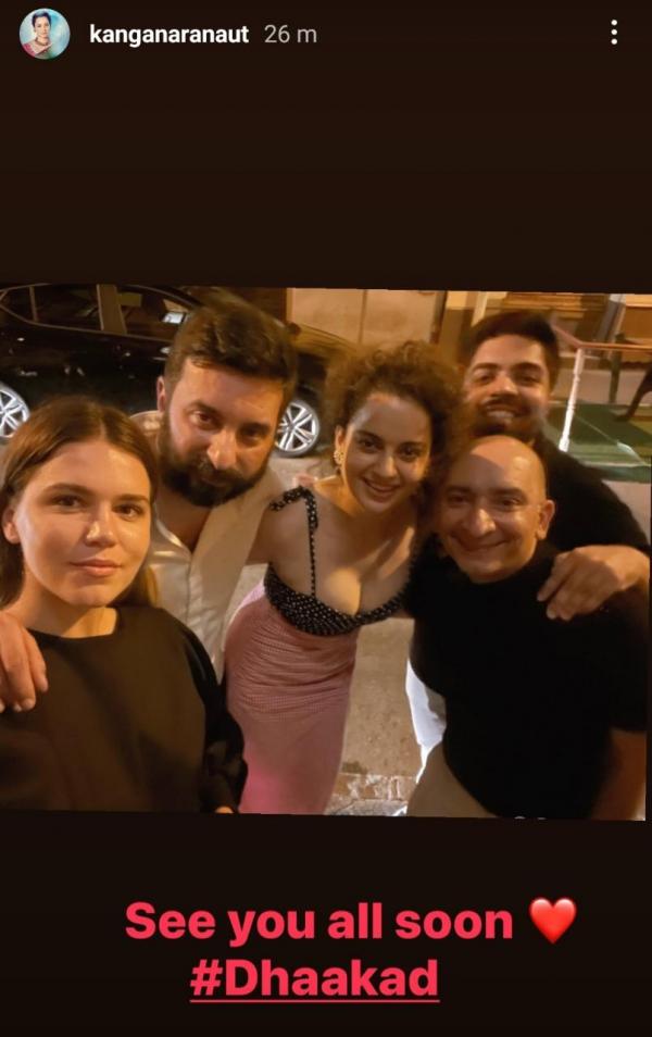 India Tv - Kangana Ranaut smiling as she wraps up the shoot of Dhaakad with Team Dinner in Budapest;  see photos