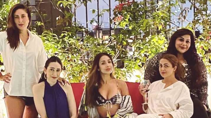 Kareena Kapoor and her 'forever girls' Malaika Arora, Karisma go glam on their reunion, see pic