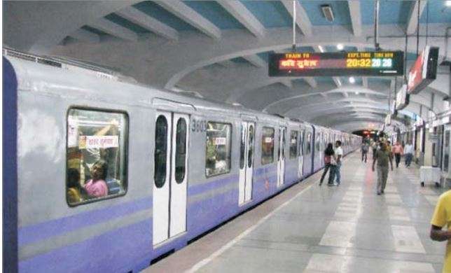 India Tv - Kolkata became the first Indian city to get a metro rail system in 1984, followed by the Delhi Metro in 2002