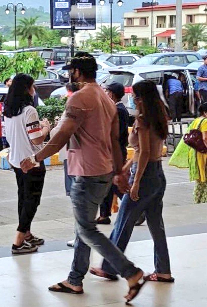 India Tv - Sidharth Shukla, Shehnaaz Gill spotted together in Lonavala