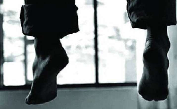 Lover commits suicide