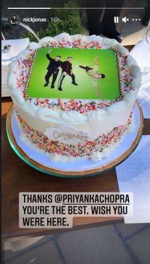 इंडिया टीवी - प्रियंका चोपड़ा ने निक जोनास के लिए केक भेजा