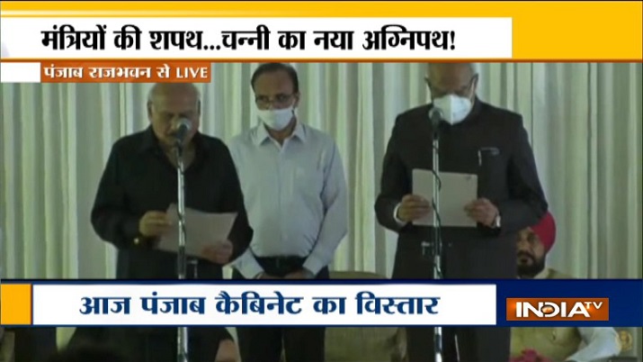 पंजाब कैबिनेट विस्तार अपडेट पंजाब कांग्रेस के नए मंत्रियों की पूरी सूची सीएम चरणजीत चन्नी पंजाब के कैबिनेट मंत्रियों ने स्व