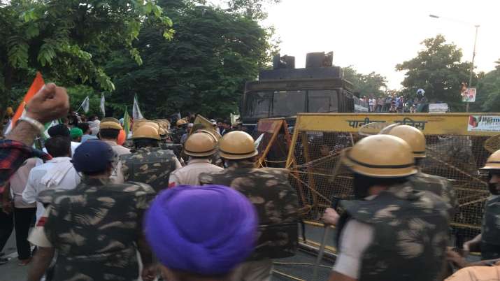 India Tv - Karnal, Kisan, Rakesh Tikait, Haryana