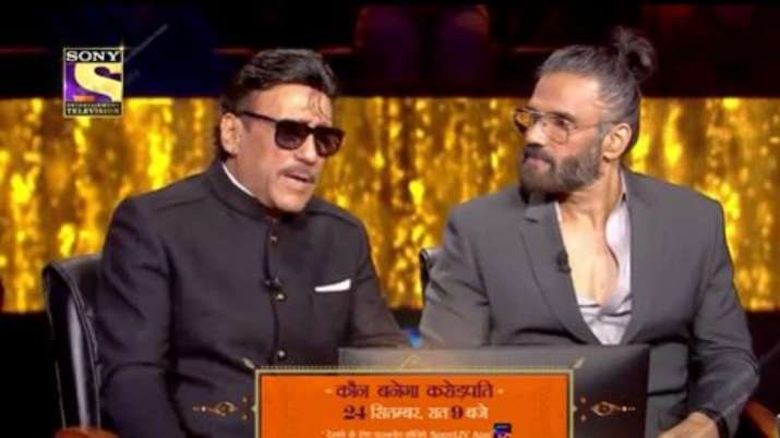 KBC 13: Suniel Shetty, Jackie Shroff flex muscles